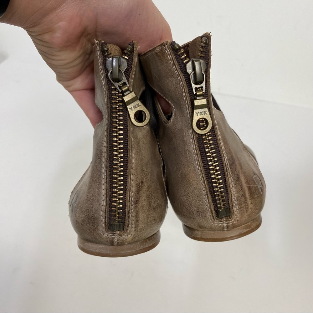 Roan Bed Stu Leather Open Toe Gladiator Sandals S… - image 3